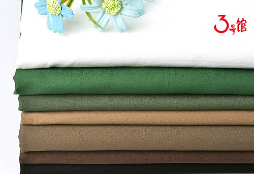 梭織<a href=http://5ball.cn/ target='_blank'>面料</a>能擋風(fēng)嗎？會(huì)掉色嗎