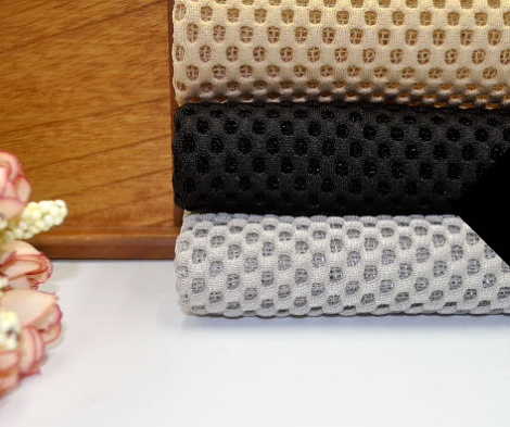 什么是三明治<a href=http://5ball.cn/ target='_blank'>面料</a>？三明治面料價(jià)格多少？