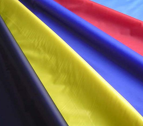 滌塔夫是什么面料？跟春亞紡有什么區(qū)別？ 